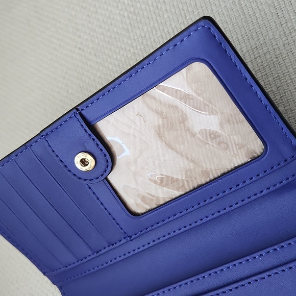 Kate Spade Wallet - Picture 4 of 12